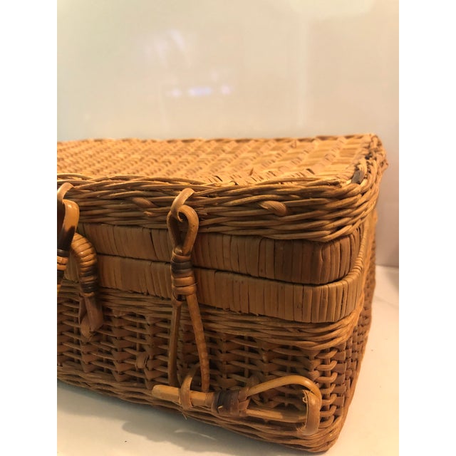 French Country Vintage Wicker Picnic Basket For Sale - Image 3 of 9