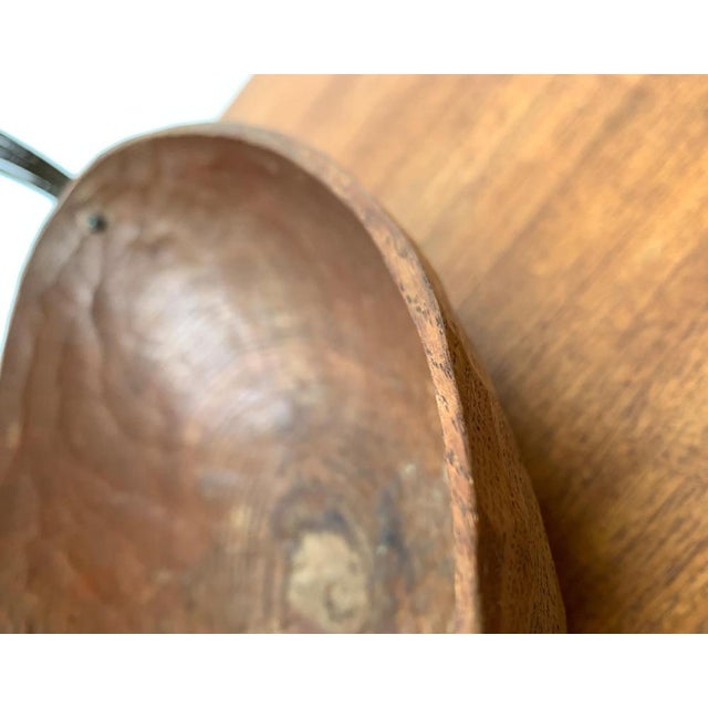 Mid-Century Wood and Brass Bowl in the style of Auböck, 1950s For Sale - Image 15 of 18