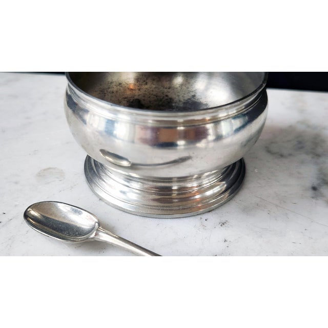 Mid 20th Century Mid 20th Century Colonial Williamsburg Stieff Pewter Salt Cellar & Spoon – Cw98-16, Historic Reproduction For Sale - Image 5 of 17
