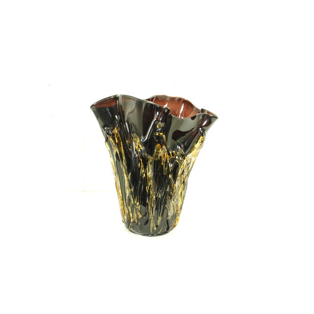 Elevate your interior with this striking, sculptural art glass vase by Venetian master glassblower Enrico Cammozzo (born...