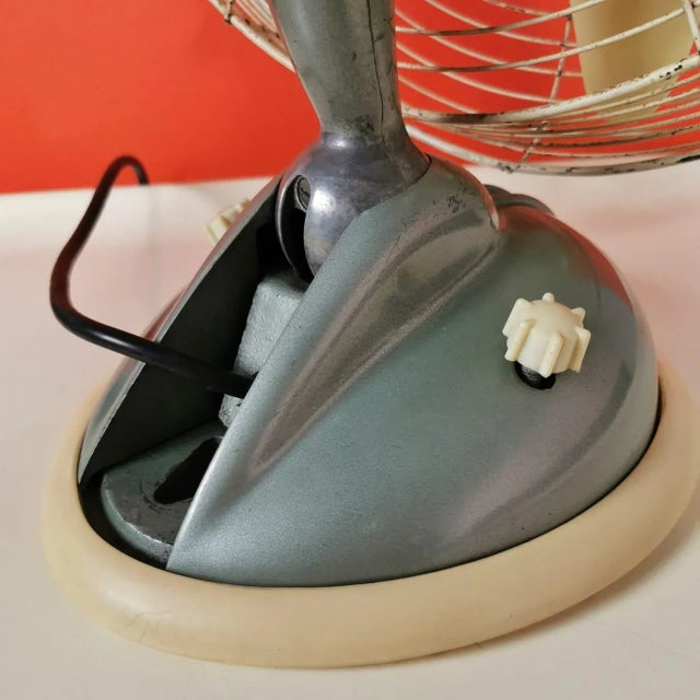 Metal Model 404 Fan from Marelli, Mid-20th Century For Sale - Image 7 of 8