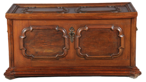 Antique Baroque Chest in Walnut, 1750