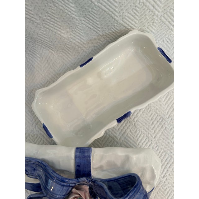 Ceramic Late 20th Century d.c.r. Blue and White Trompe L’oeil Ceramic Jewelry or Trinket Box Made in Italy For Sale - Image 7 of 8