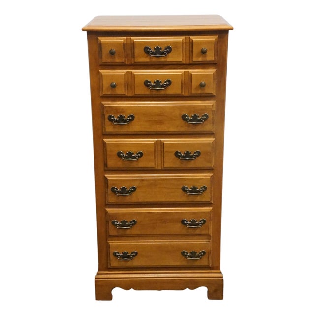 Flanders Mfg. Co. Solid Hard Rock Maple Colonial Early American Style 23" Lingerie Chest For Sale