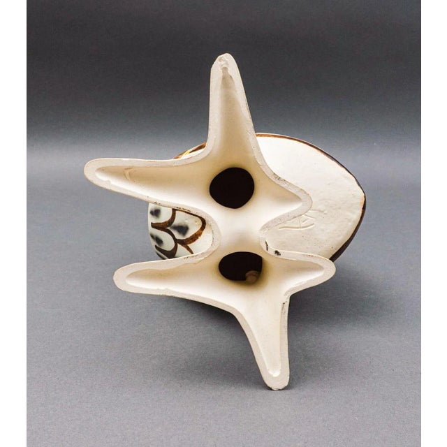 White Mid 20th Century Strawberry Hill Signed Canadian Art Pottery Owl Figurine Sculpture For Sale - Image 8 of 10