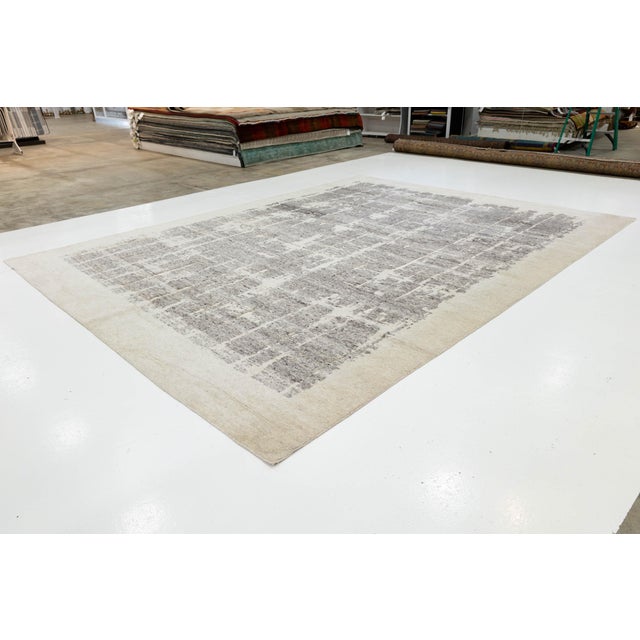 12 X 15 Contemporary Abstract Grid Wool Area Rug – Neutral Slate & Cream For Sale - Image 4 of 10