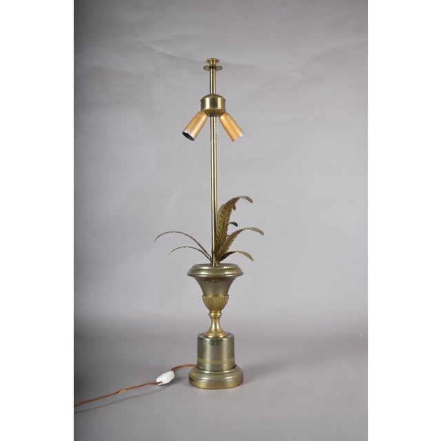 Hollywood Regency Brass Palm Leaf Double Socket Table Lamp, Europe, 1960s For Sale - Image 9 of 12