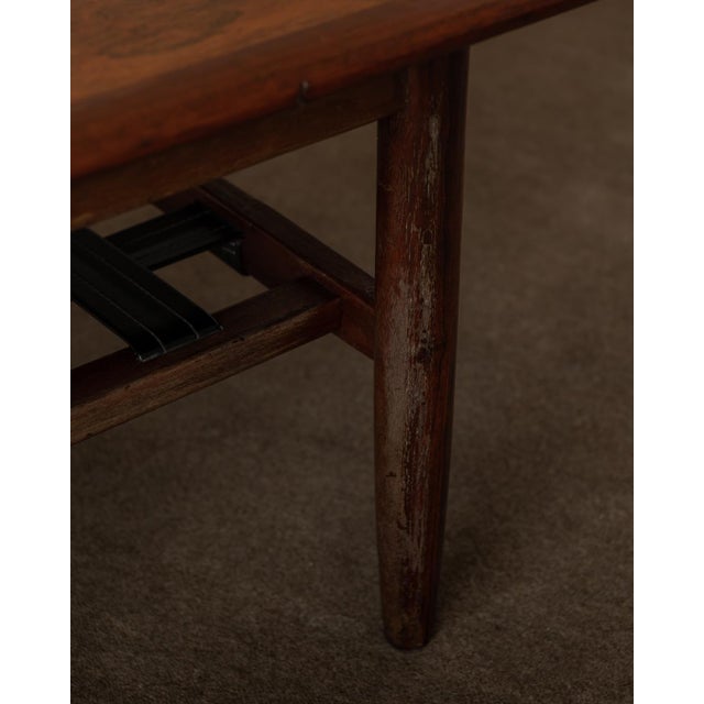 Mid-Century Dutch Rosewood Coffee Table with Leather Magazine Shelf attributed to Topform, 1960s For Sale - Image 17 of 18