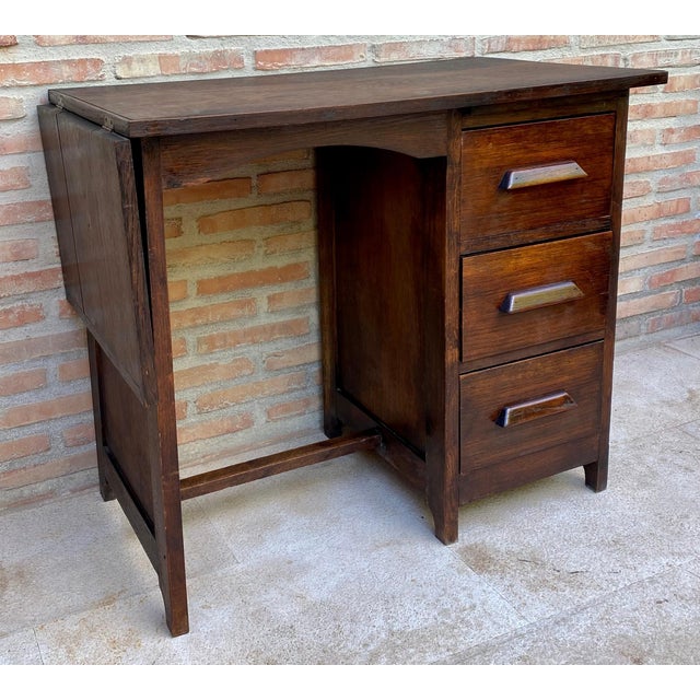 Early 20th Century Early 20th Century Spanish Desk or Work Table in Oak Wood with Lateral Wing, 192 For Sale - Image 5 of 18