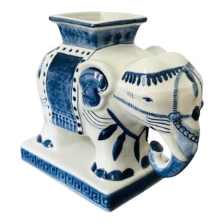 Vintage Petite Bombay Company Blue & White Elephant Vase Planter – Chinoiserie Porcelain Elephant Cachepot, Made in Thailand For Sale
