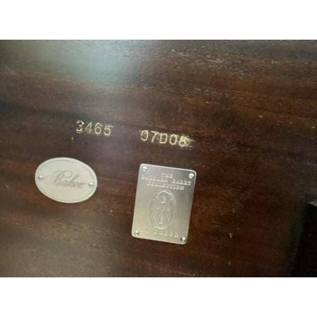 Brown Barbara Barry for Baker Fluted-Edge Round Entry Table For Sale - Image 8 of 9