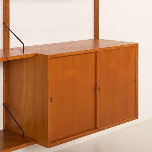 Vintage High Teak Wall Unit by Poul Cadovius for Cado, 1960s For Sale - Image 11 of 18