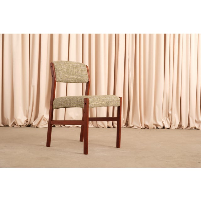 Set of 4 Vintage Teak Dining Chairs Set, 1960s Danish Modern Attributed to h.w. Klein | Danish MCM Chairs For Sale - Image 10 of 18