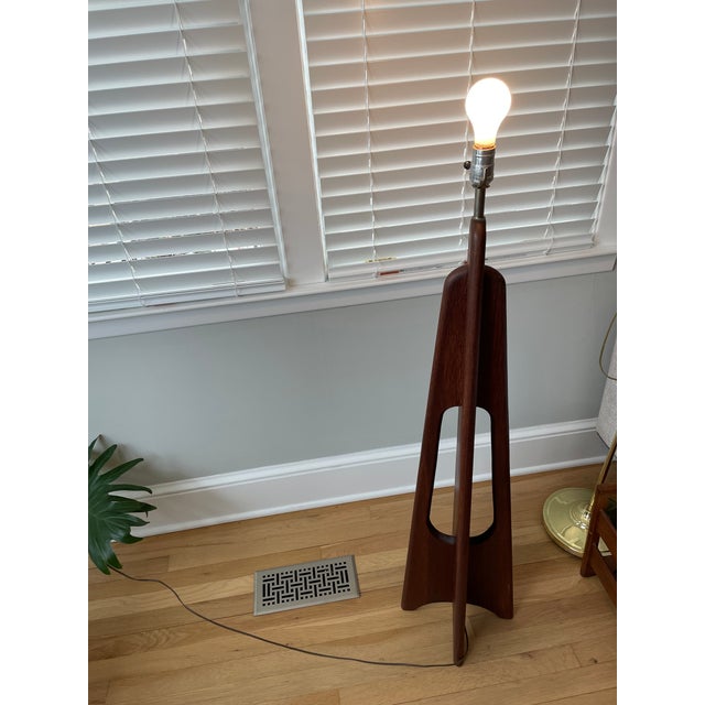 Atomic Arrow Floor Lamp Attributed to Adrian Pearsall For Sale In Greenville, SC - Image 6 of 12