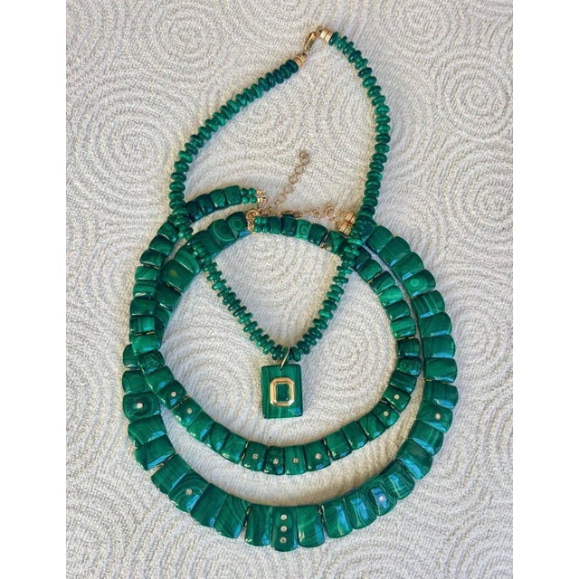 The Cleopatra Malachite Collar Necklace With Diamonds & 14k Gold For Sale - Image 4 of 12