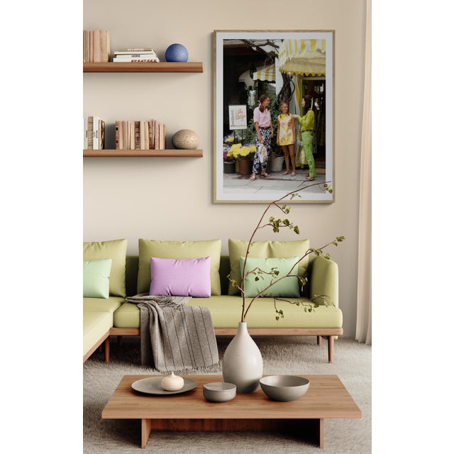 Shoppers at the front entrance of the Lilly Pulitzer boutique on Via Mizner, Palm Beach, Florida, 1968. (Photo by Slim...