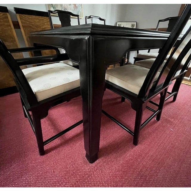 Chinoiserie Century Chin Hua Dining Set R Sobota – 8 Chairs + 2 Leaves – Burl Wood – Excellent For Sale - Image 3 of 17