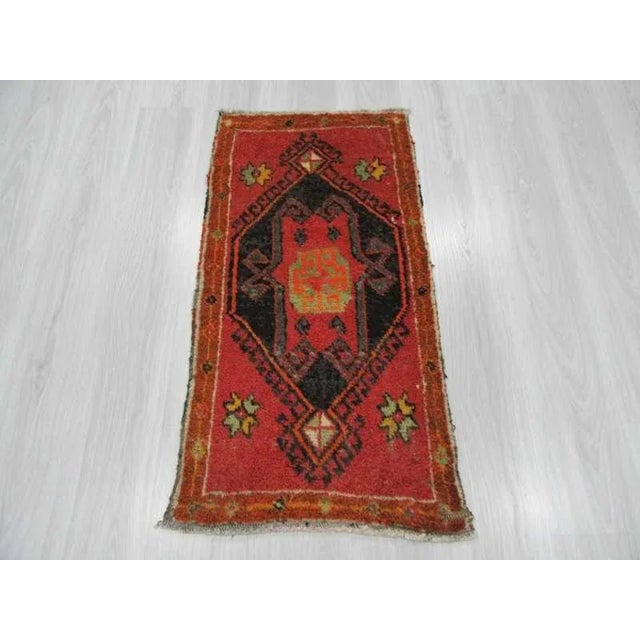 Mid-Century Modern Vintage Turkish Rug - 1′10″ × 3′8″ For Sale - Image 3 of 4