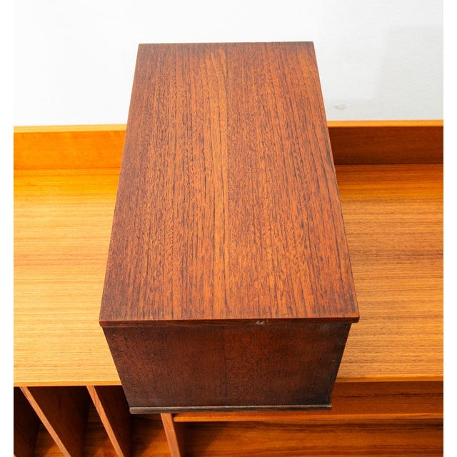 20thC Mid Century Modern Jewelry Chest Three Drawer Walnut Drawer Ricardo Lynn & Co For Sale - Image 9 of 12