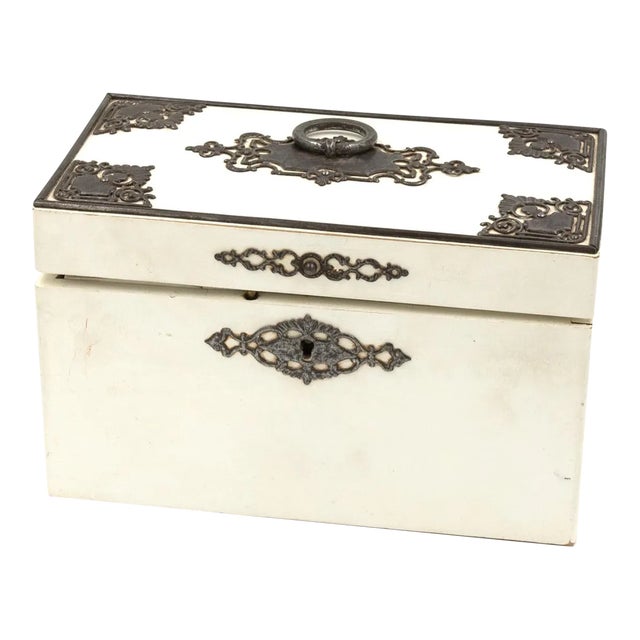 Late 19th Century English Victorian Painted Pine & Metalwork Tea Caddy For Sale