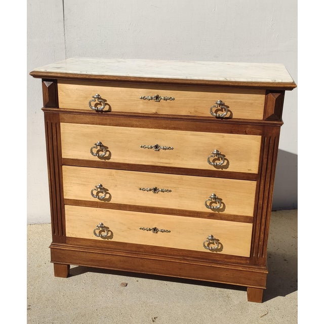 Mid-Century Modern Chest of Drawers in Wood and White Marble, 1950s For Sale - Image 3 of 11