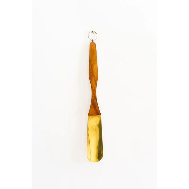 Shoehorn in Wood and Brass, 1950s For Sale - Image 4 of 5