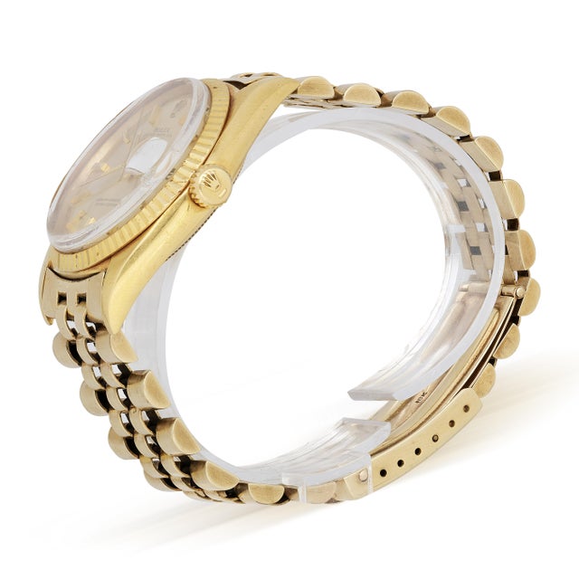 Rolex Vintage Rolex Datejust 1601 14k Yellow Gold Pie Pan Dial Jubilee Bracelet Watch For Sale - Image 4 of 15