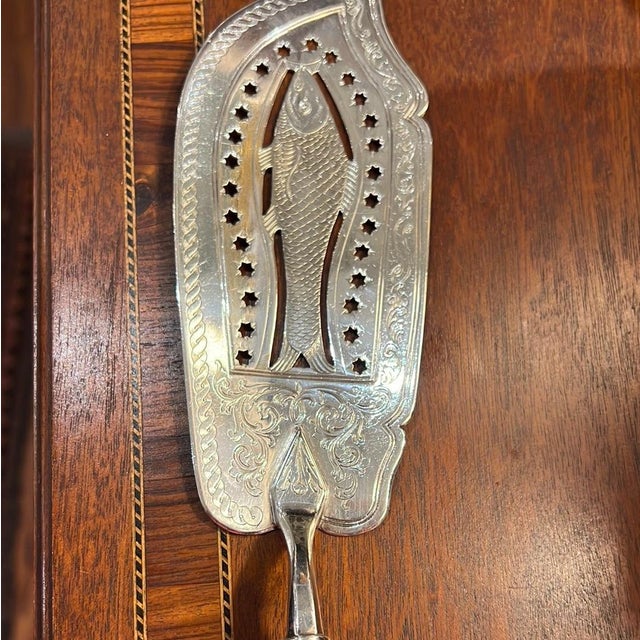 19th Century 19th Century Silver Plate Bone Handle Fish Server For Sale - Image 5 of 5