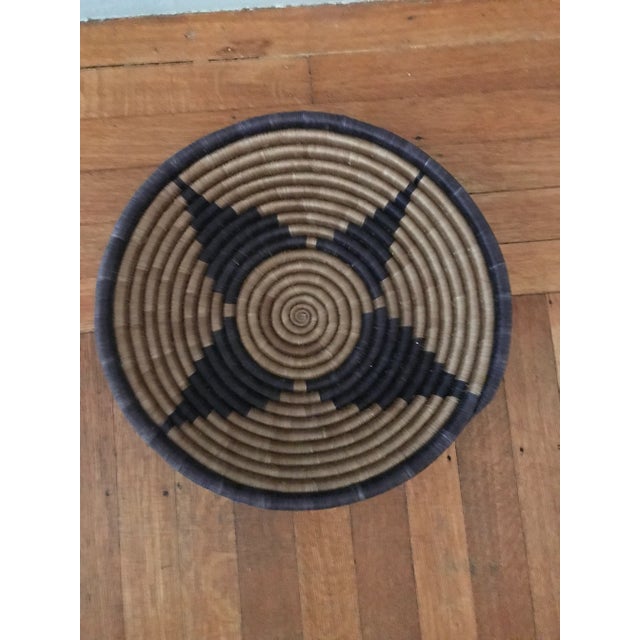 African Hand-Made Round Basket, 11 In. Diameter, Natural and Black For Sale In San Francisco - Image 6 of 6