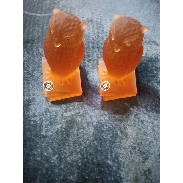 American Gorgeous Pair of 1970 Westmoreland Satin Amber Glass Owl Figurines For Sale - Image 3 of 8