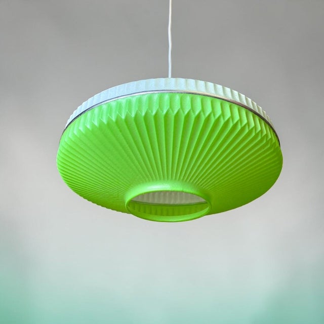 Large Vintage Space Age UFO Pendant Lamp in Green Acrylic, 1970s For Sale - Image 6 of 18