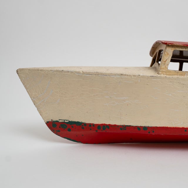Ivory Early 19th Century Hand-Painted Pond Boat Model, Nautical Construction For Sale - Image 8 of 15