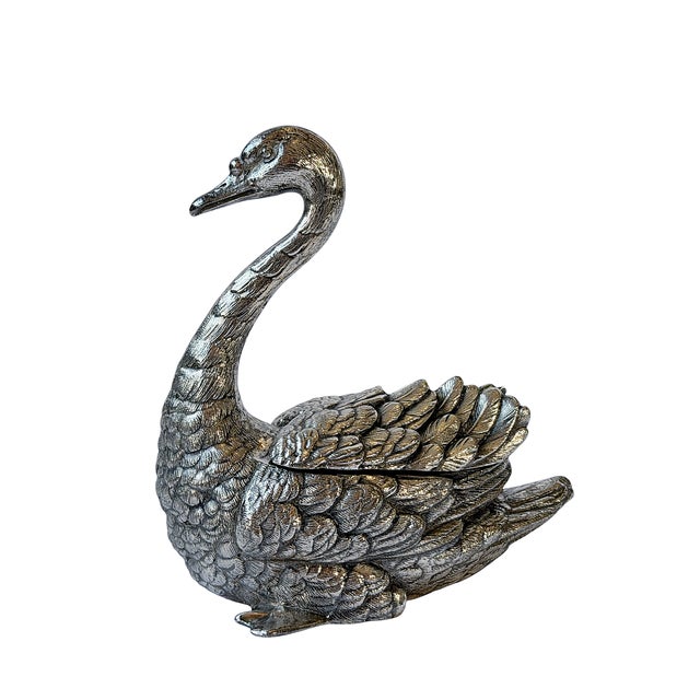 Meriden Silver Plate Co. 1880’s Victorian Meriden Britannia Quadruple Plate Figural Swan Covered Vessel For Sale - Image 4 of 9