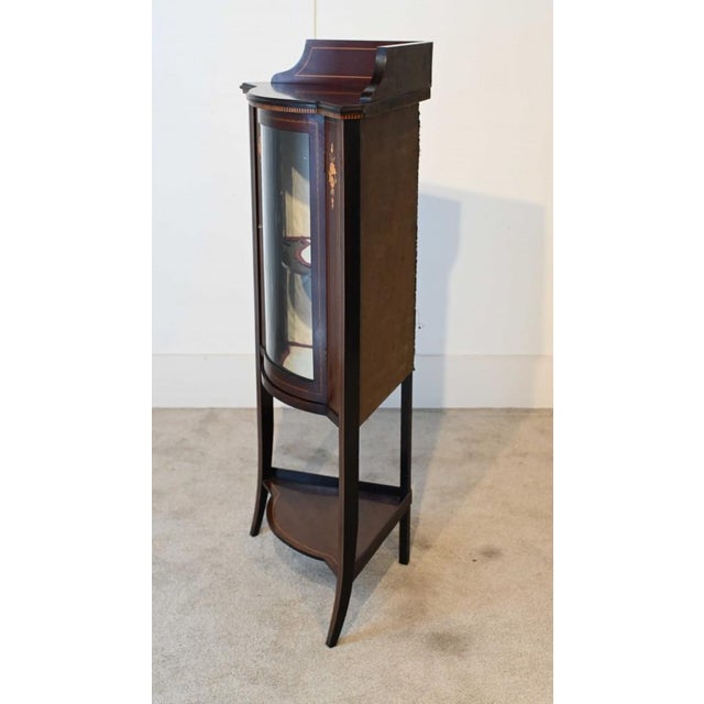 Edwardian Corner Cabinet Bow Front in Mahogany, 1890s For Sale - Image 5 of 8