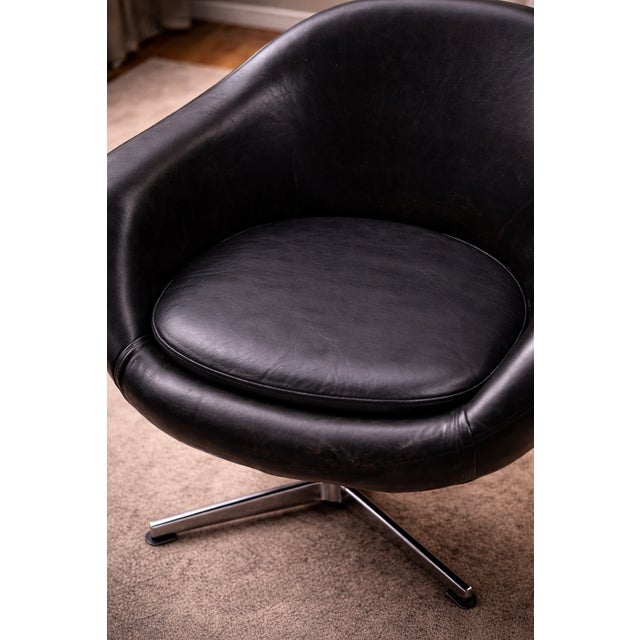 Vintage Swivel Chairs in Black Synthetic Leather with Chrome Bases, 1990, Set of 2 For Sale - Image 16 of 17