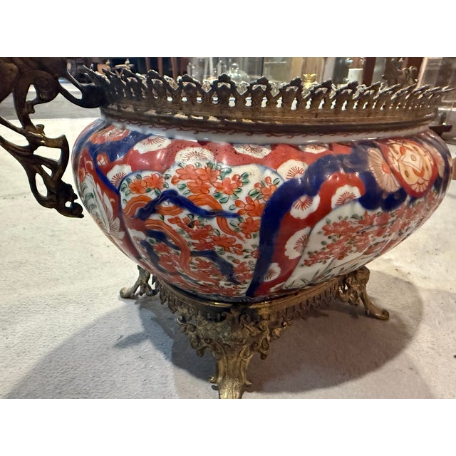 Vintage Imari Jardinière For Sale - Image 3 of 7