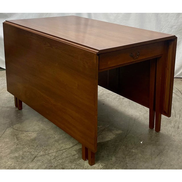 Mid-Century Modern Vintage Traditional Chippendale Style Solid Cherry Drop Leaf Gate Leg Dining Table For Sale - Image 3 of 11