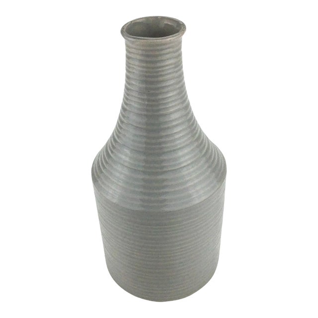 Modern Ceramic Ribbed Design Vase For Sale