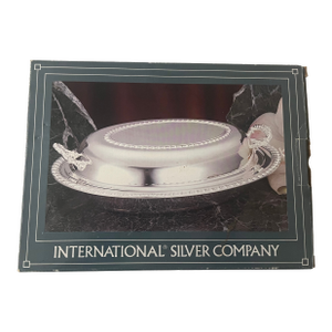 1990s New International Silver Vintage 3-Piece Silverplated Vegetable Serving Dish With Lid and Pyrex Glass Liner