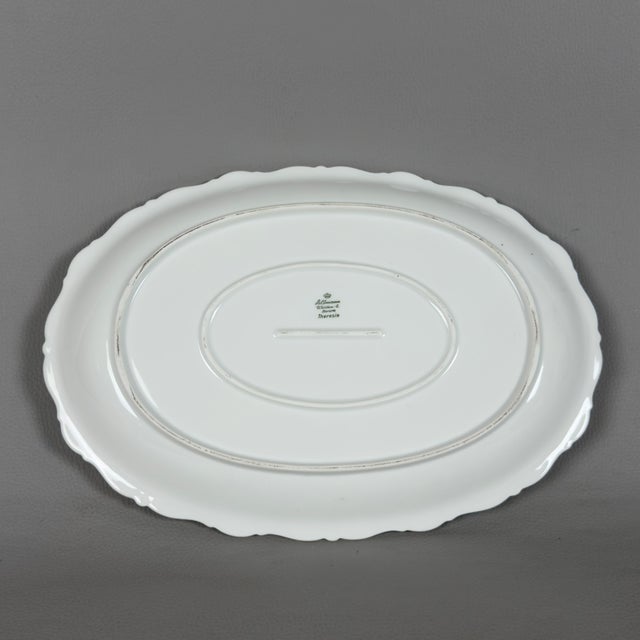 Porcelain Dinnerware Service with Gold Flowers from Bavaria Theresia, 1960s, Set of 39 For Sale - Image 9 of 15