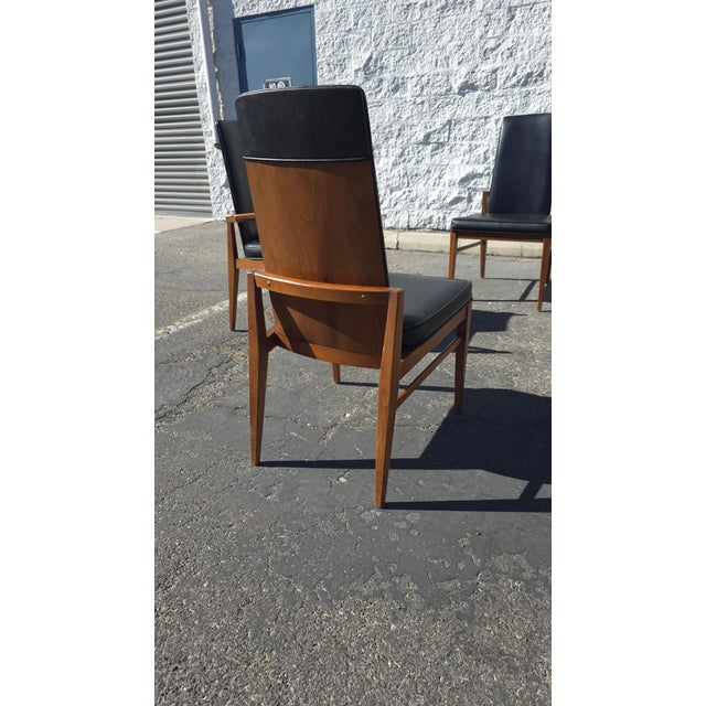 Wood 1960s Walnut Dining Chairs by Harvey Probber - Set of 4 For Sale - Image 7 of 9