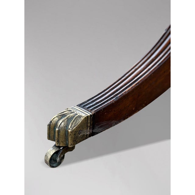 Antique Georgian Twin Pedestal Dining Table in Mahogany, 1800 For Sale - Image 3 of 9