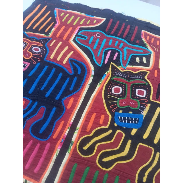 Mola Fabric by Cuna Indians from San Blas Island, Panama, 1970s, in Very Good conditions. Designed 1970 to 1979