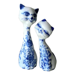 Mid 20th-Century Blue Floral Chintz Porcelain Kitties – A Pair