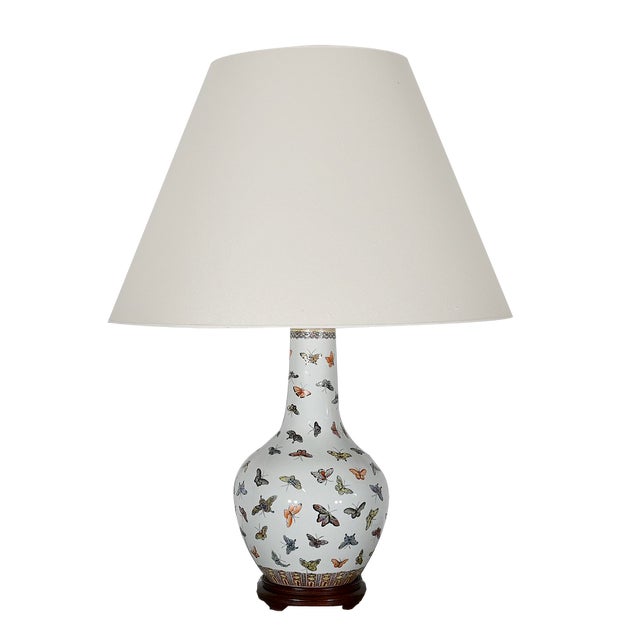 Butterflies Lamp in Chinese Porcelain, 1960 For Sale