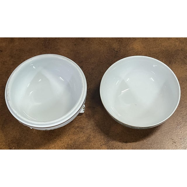 Mid 20th Century Herend Green Chinese Bouquet Round Porcelain Lidded Trinket Box Candy Dish For Sale - Image 10 of 10