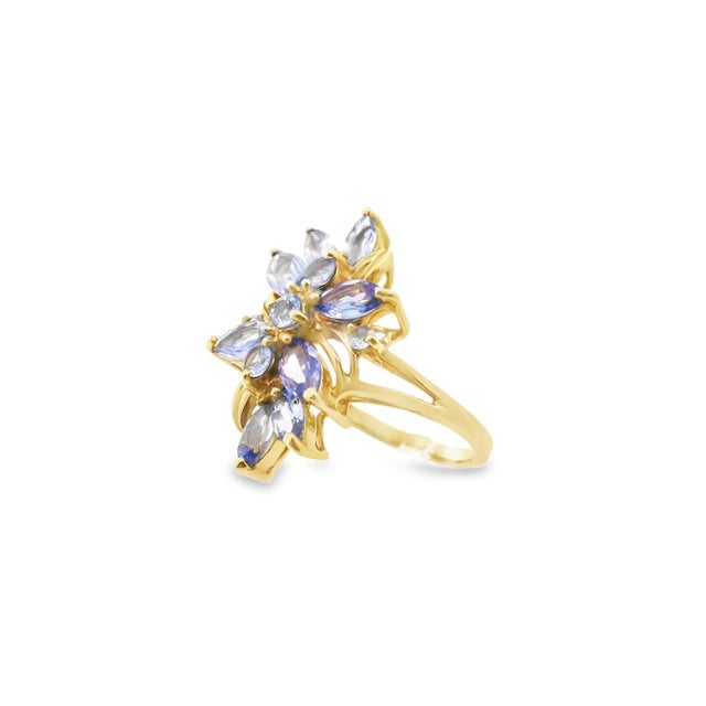 1990s 14k Yellow Gold Tanzanite Cluster Ring, Size 8 For Sale In Lexington, KY - Image 6 of 11