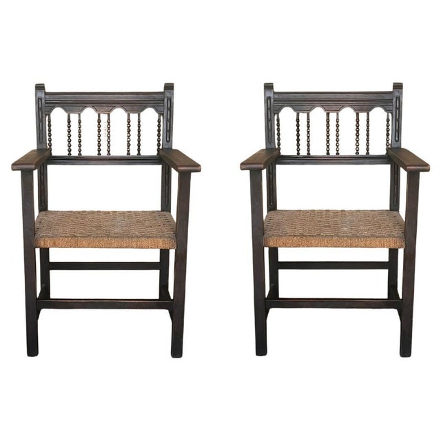 20th Century Pair of Catalan Throne Armchairs in Walnut and Caned Seats For Sale - Image 15 of 18