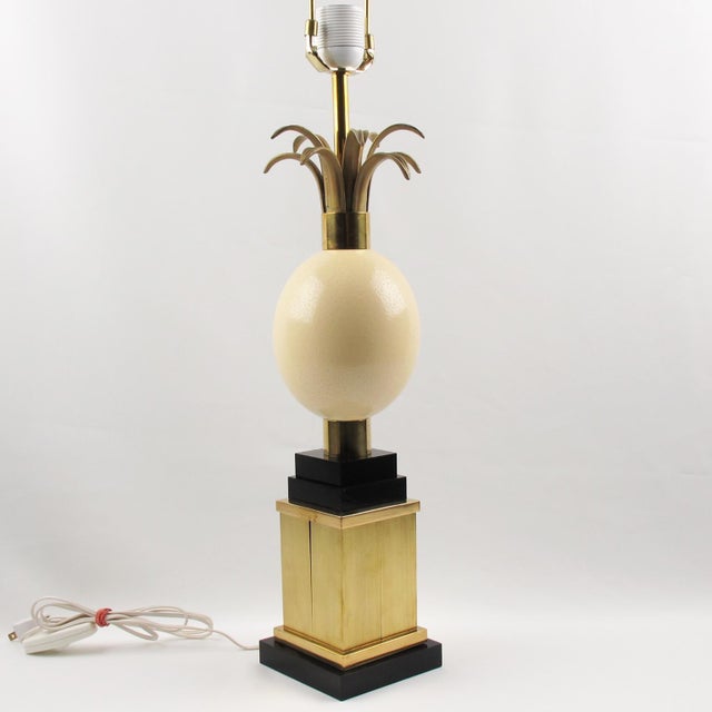 Maison Charles et Fils Maison Charles Et Fils Paris Ostrich Eggshell Table Lamp For Sale - Image 4 of 9