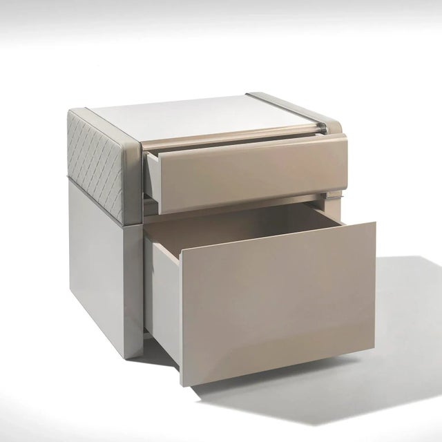 Patterned Leather Nightstand by Jacobo Ventura for C.A. Spanish Handicraft For Sale - Image 4 of 13